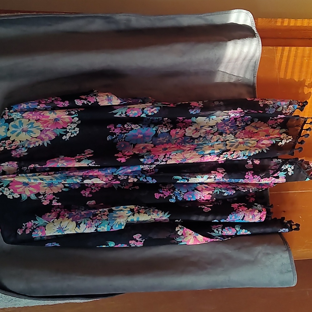 Floral Black Kimono Shawl